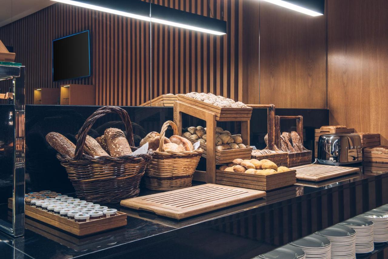 Iberostar Selection Lisboa Hotel Exterior foto Bread station